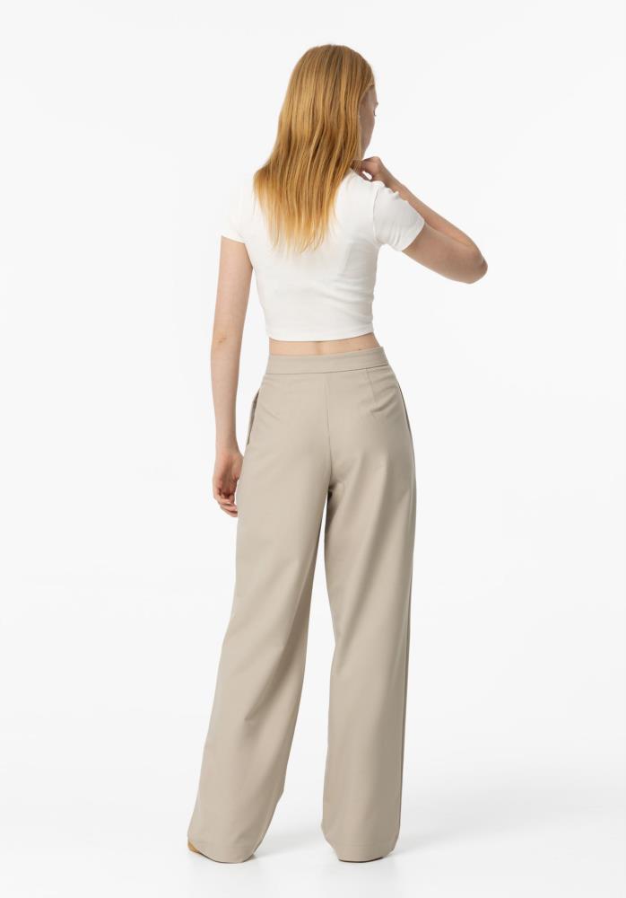 Pantalón doble pinza Tiffosi Margot beige trasera